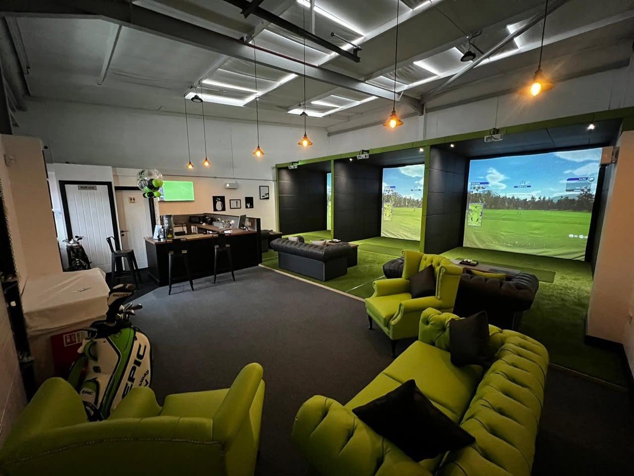 Unique Indoor Golf build